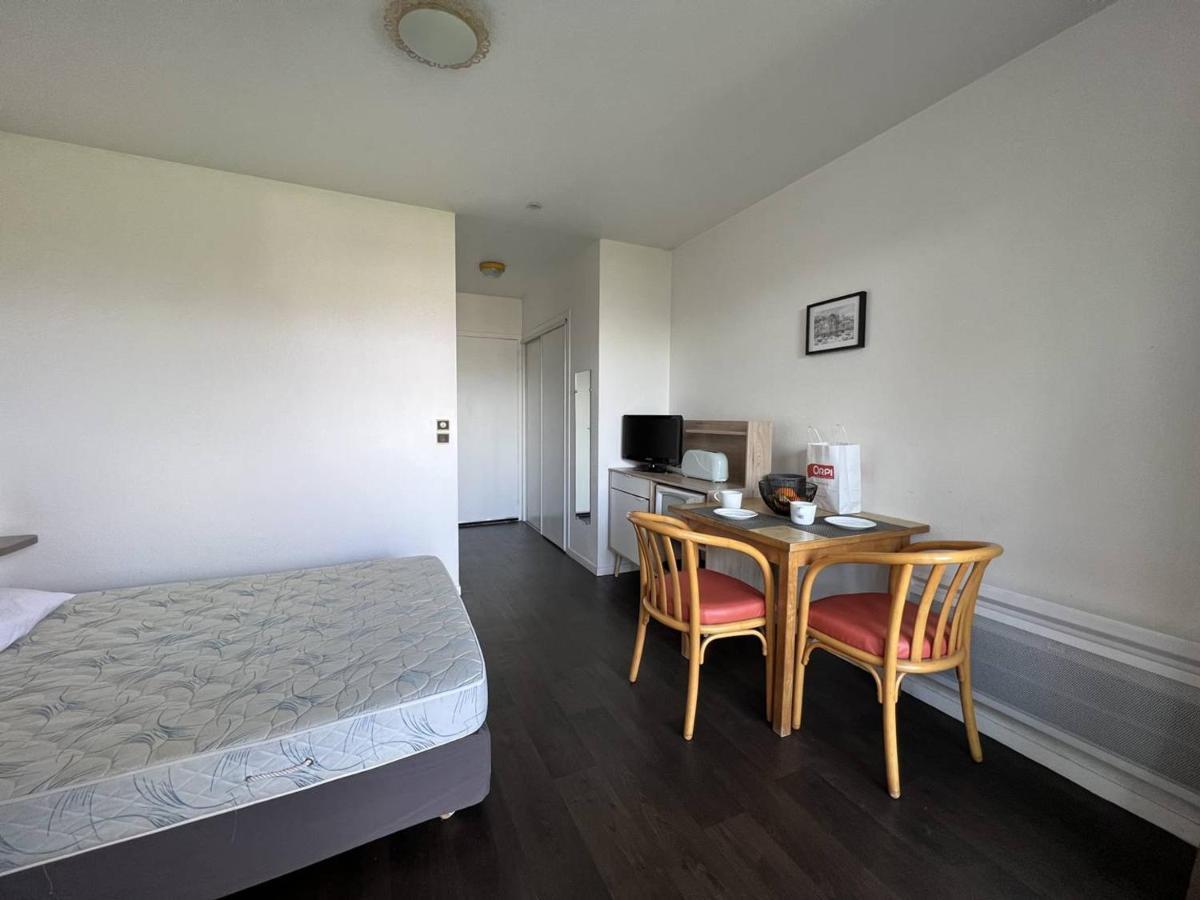 Studio Cosy Avec Terrasse, Parking, Internet - 2 Pers., Proche Thermes Et Centre - Animaux Admis - Fr-1-495-100 Cambo-les-Bains Bagian luar foto
